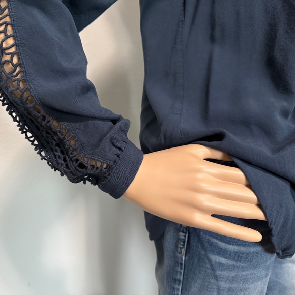 LOFT Women’s Top (Size XS) - Picture 5 of 10